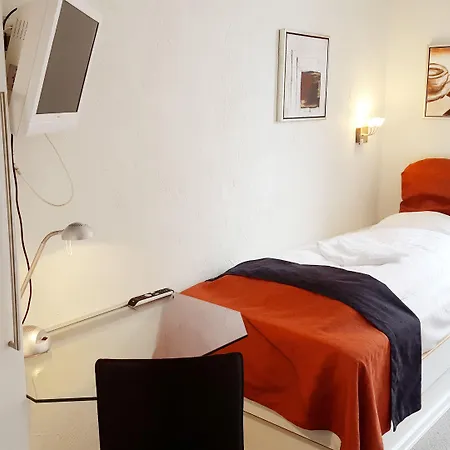 Milling Mini 11 Hotel 2*