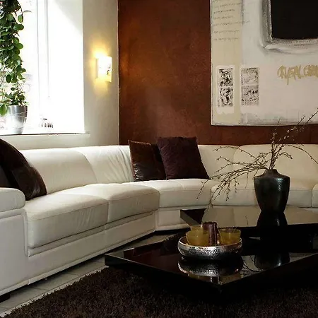 Milling Mini 11 Hotel