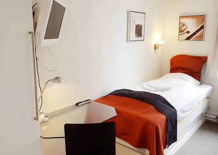 Milling Mini 11 מלון 2*