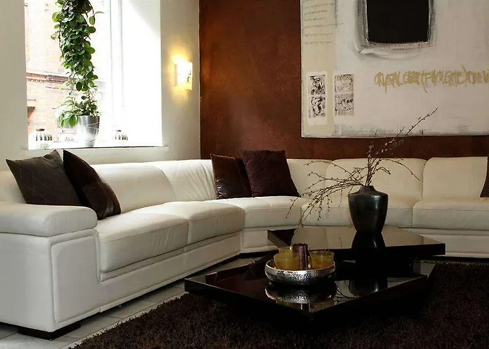 Milling Mini 11 מלון